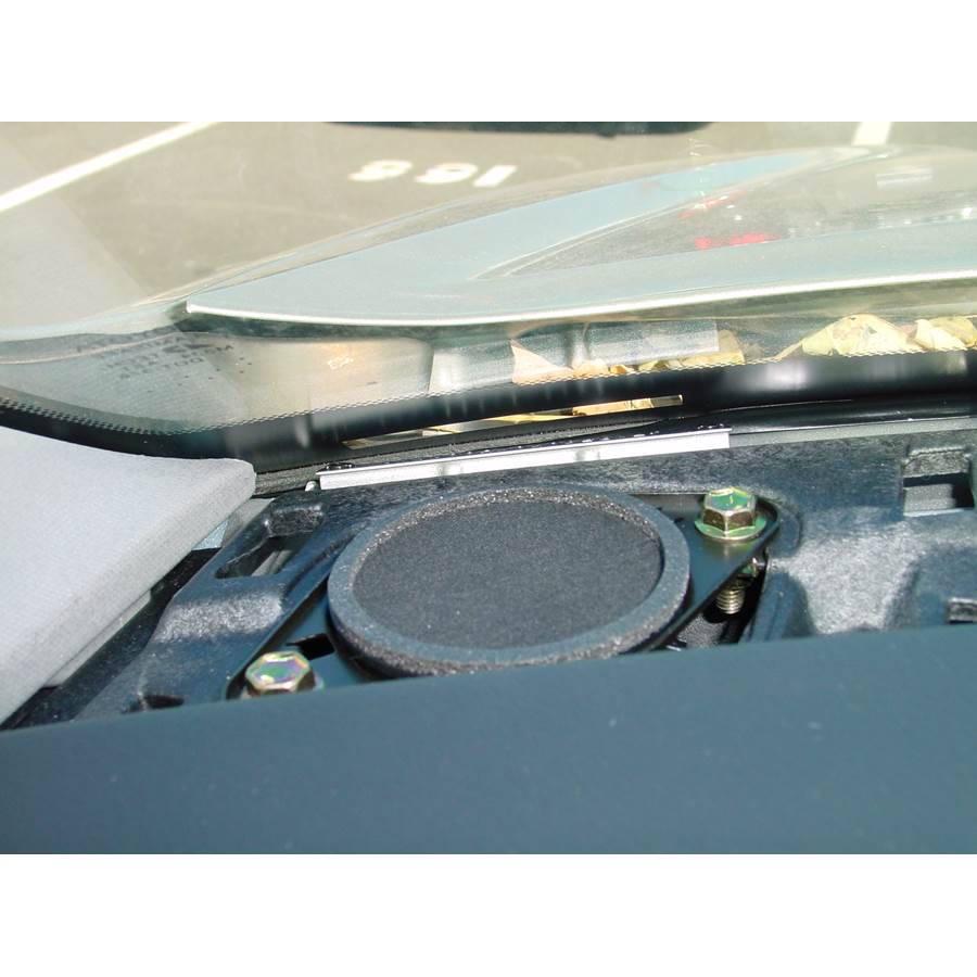 2004 Toyota Camry Dash speaker