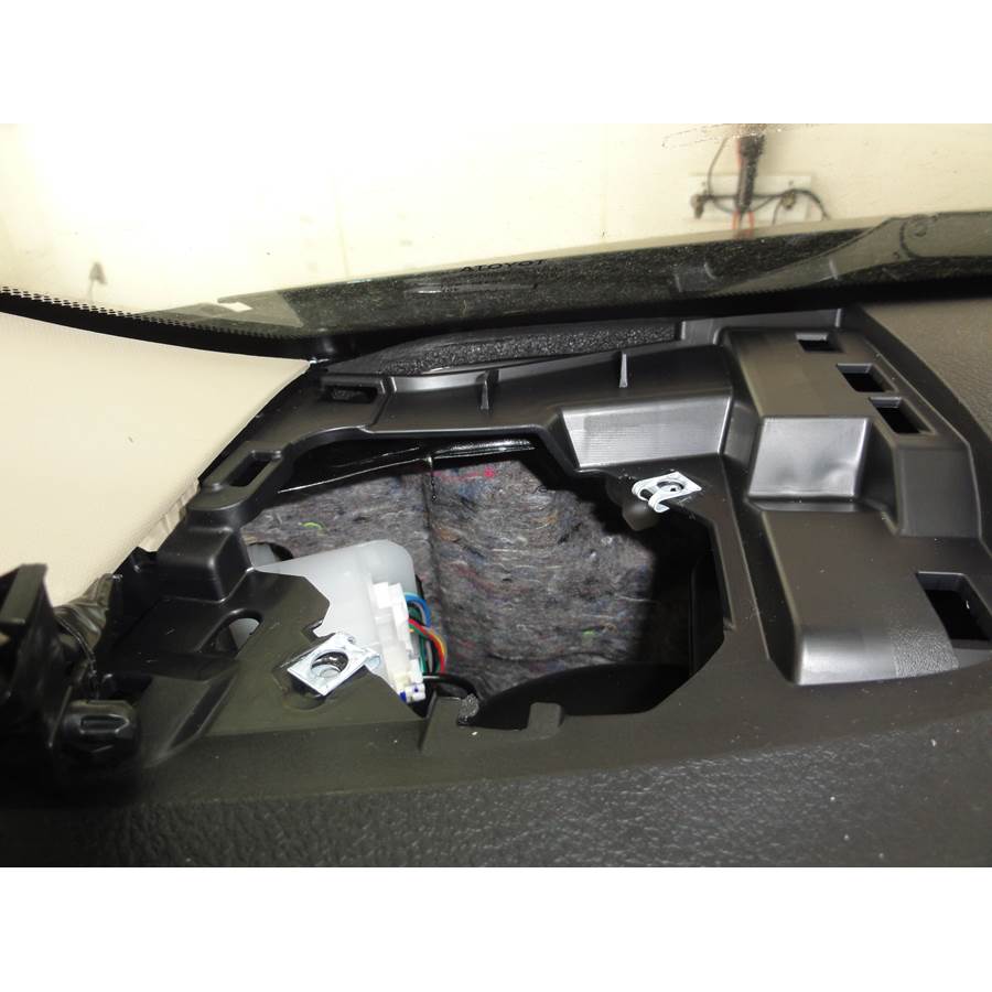2013 Toyota Camry Hybrid Dash speaker removed