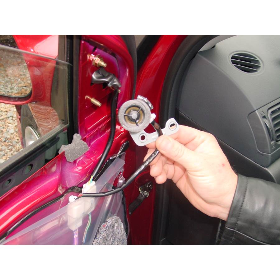2005 Toyota Corolla Front door tweeter removed