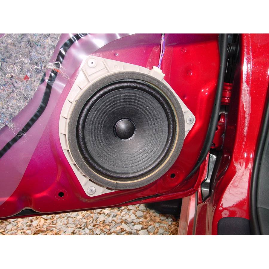 2004 Toyota Corolla Front door woofer