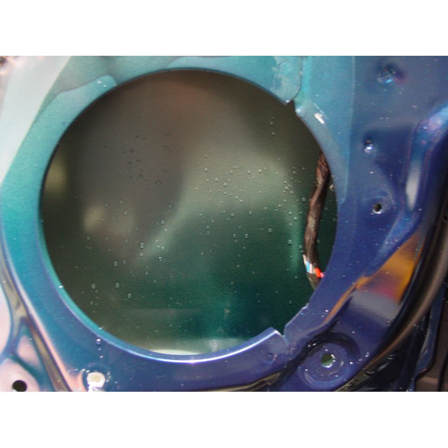 2008 Toyota Corolla Front door woofer removed