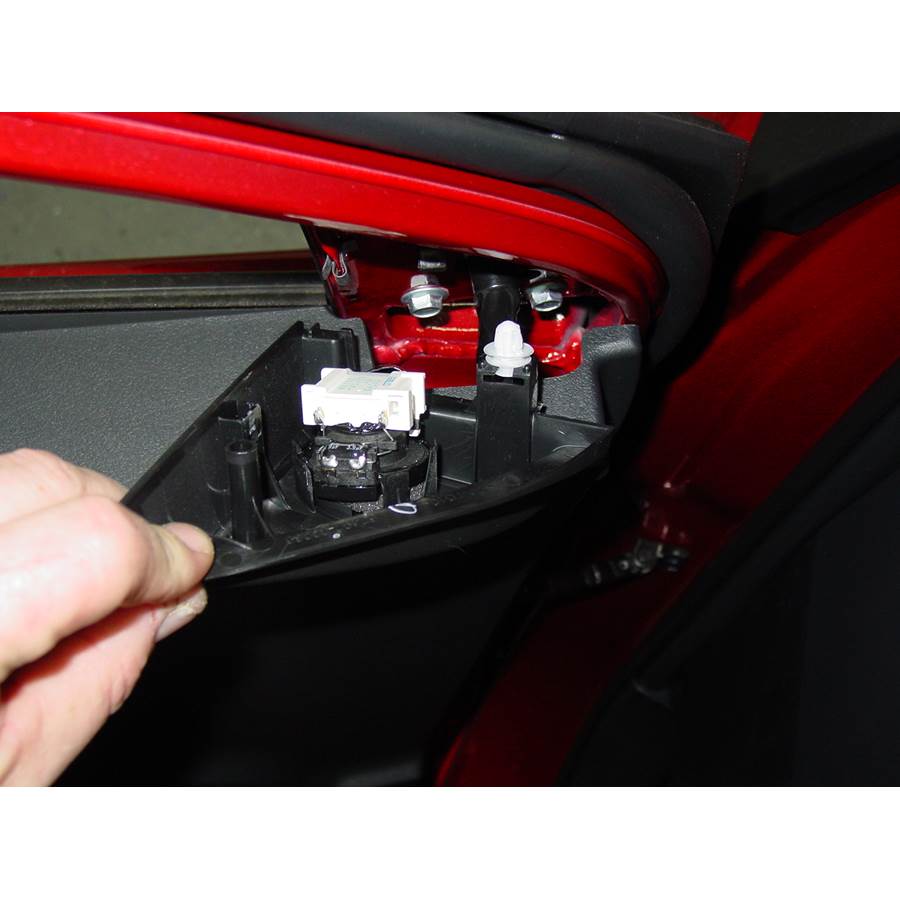 2009 Toyota Corolla Front door tweeter