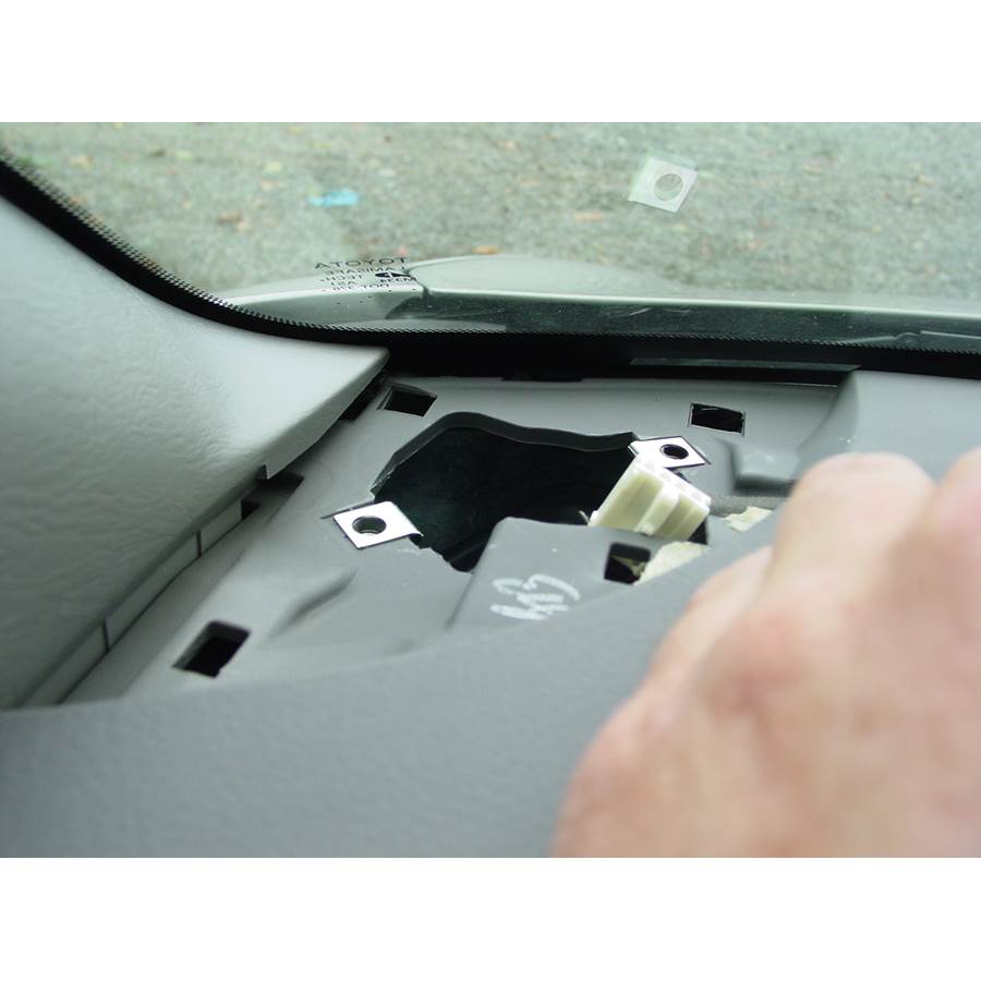 2009 Toyota Sienna Dash speaker removed