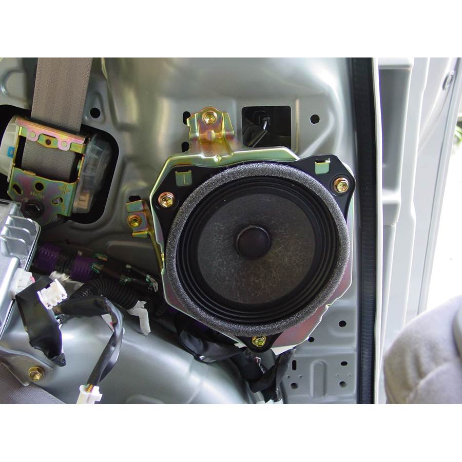 2009 Toyota Sienna Mid-rear speaker