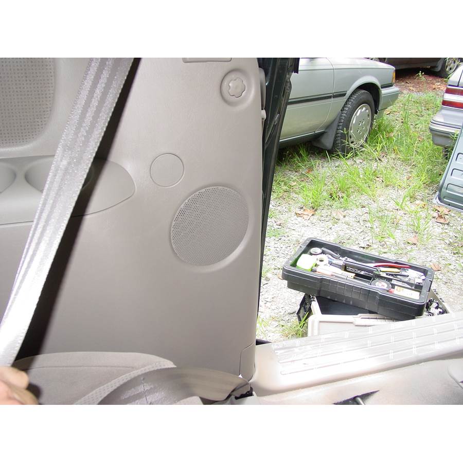 2007 Toyota Sienna Mid-rear speaker location