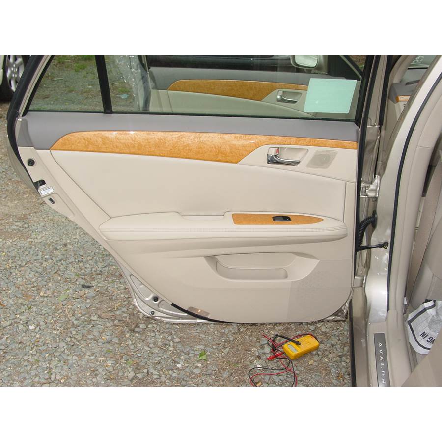 2005 Toyota Avalon Rear door speaker location