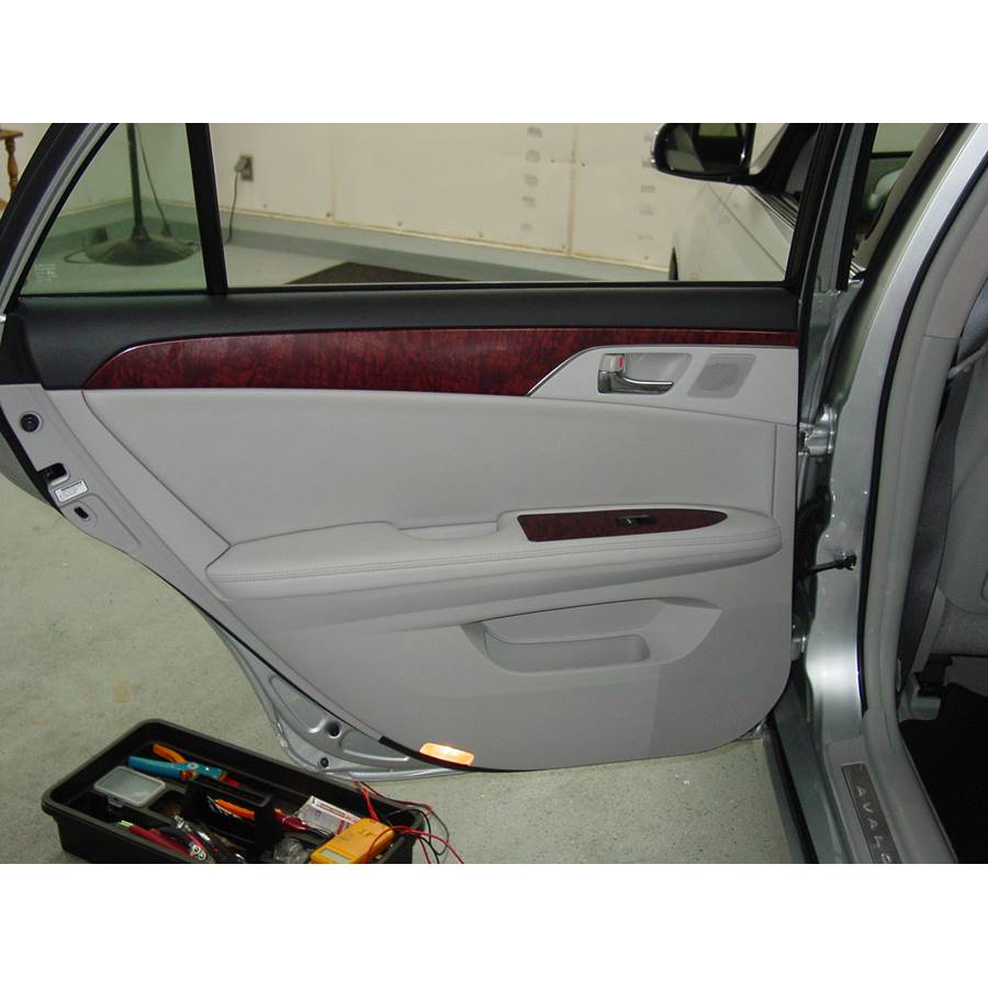 2012 Toyota Avalon Rear door speaker location