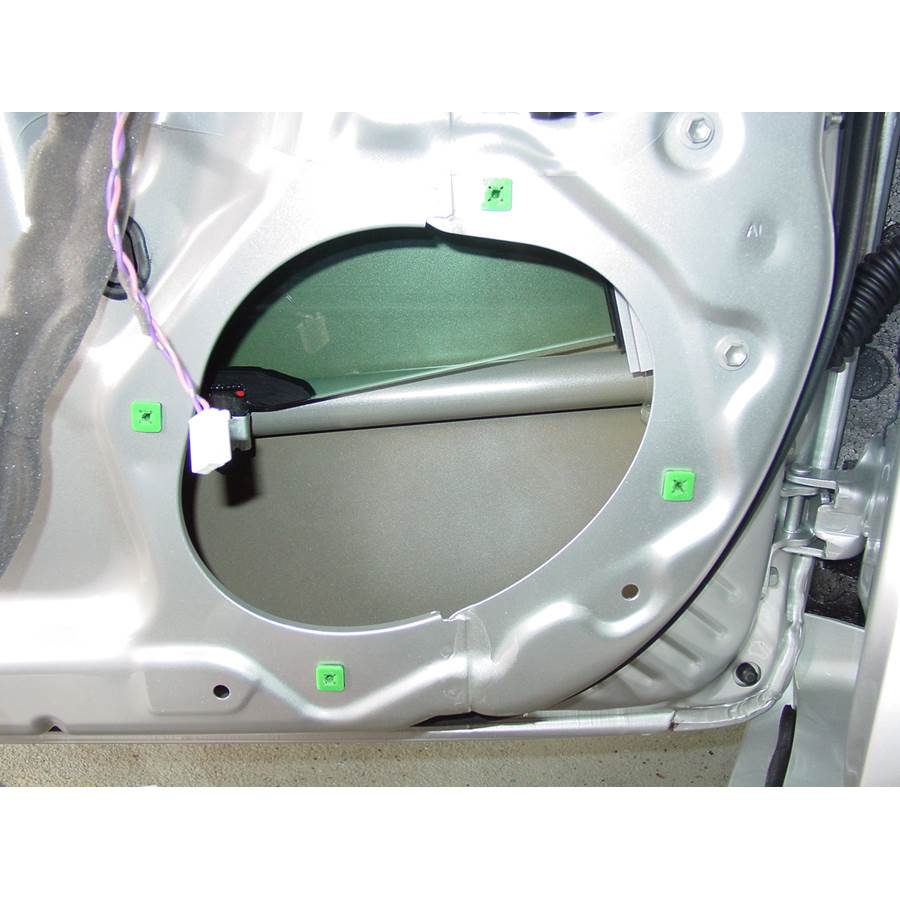2011 Toyota Avalon Front speaker removed