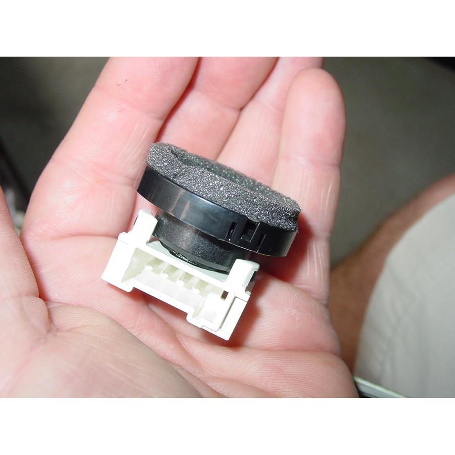 2011 Toyota Avalon Front pillar speaker removed