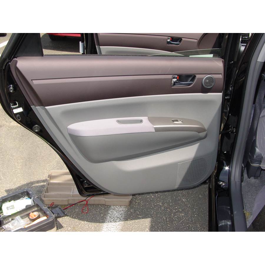 2007 Toyota Prius Rear door speaker location