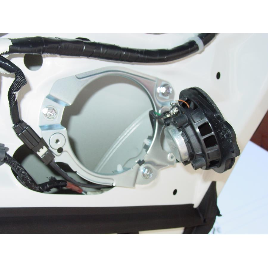 2011 Toyota Land Cruiser Tailgate speaker removed