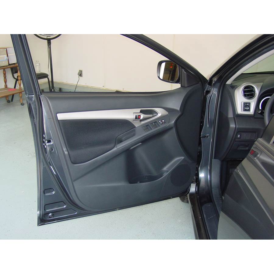 2012 Toyota Matrix Front door speaker location
