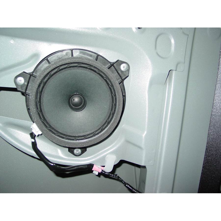 2009 Toyota Yaris Rear side panel speaker