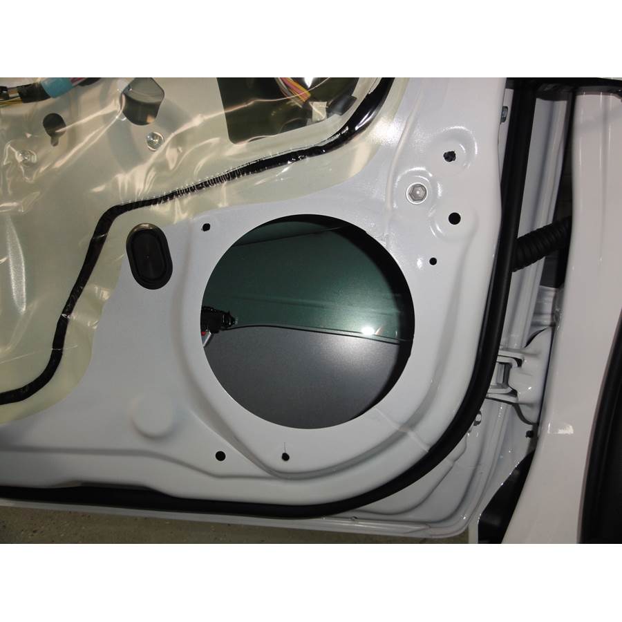 2015 Toyota Yaris Front speaker removed