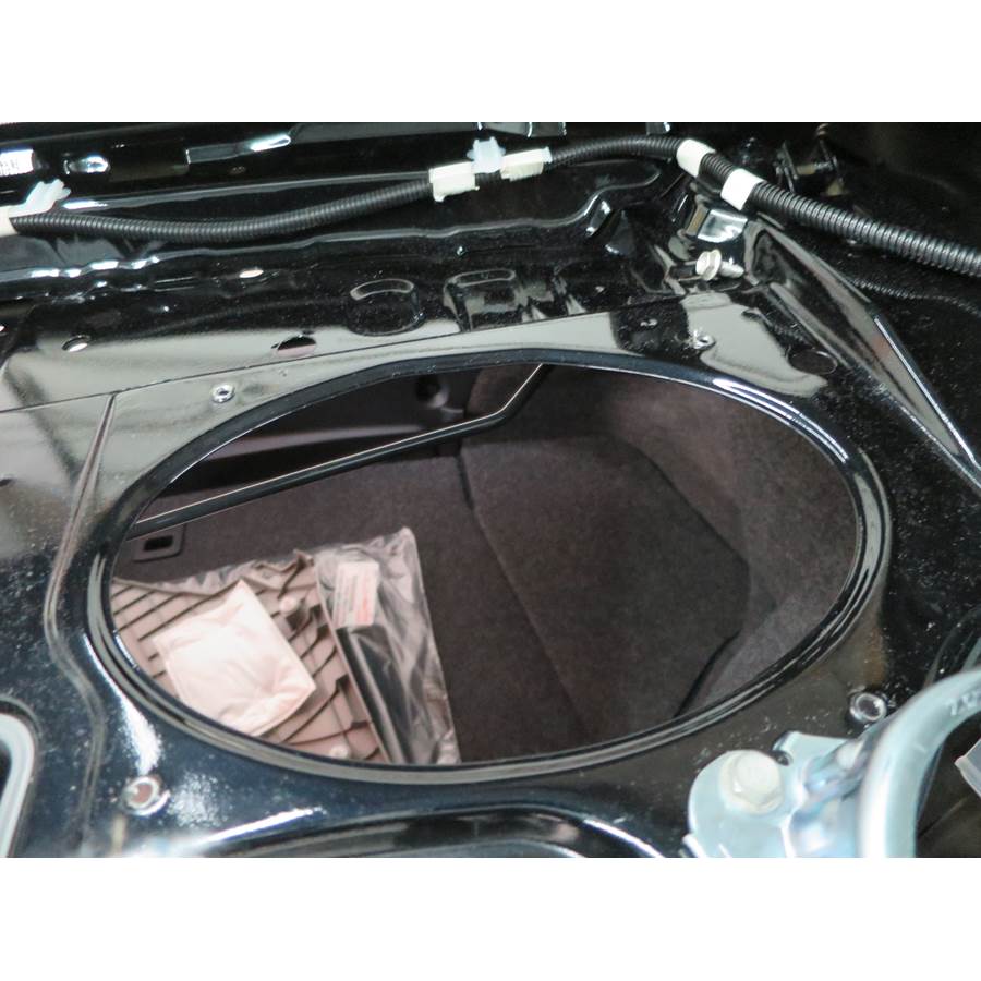 2014 Toyota Camry Hybrid Rear deck center speaker removed