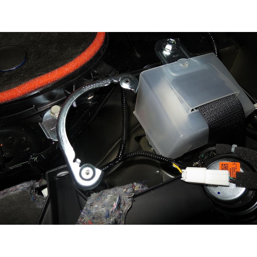 2016 Toyota Camry Rear deck speaker removed