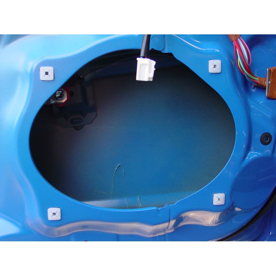 2007 Toyota FJ Cruiser Front speaker removed