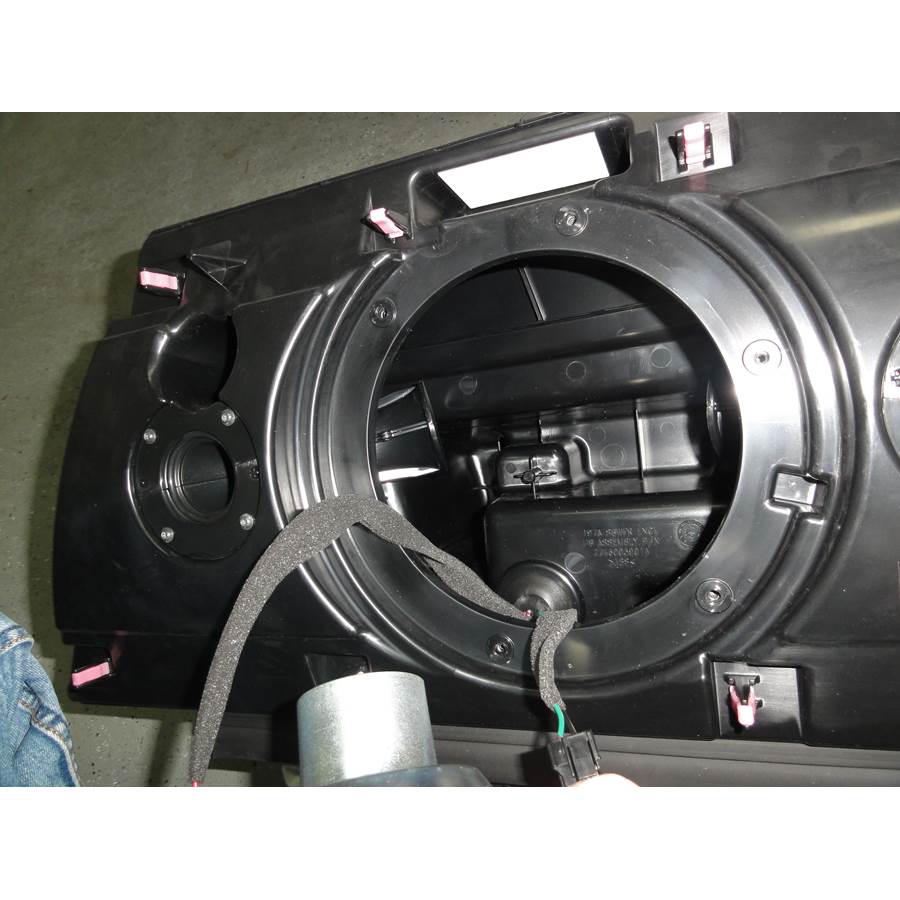 2011 Toyota FJ Cruiser Far-rear side speaker removed
