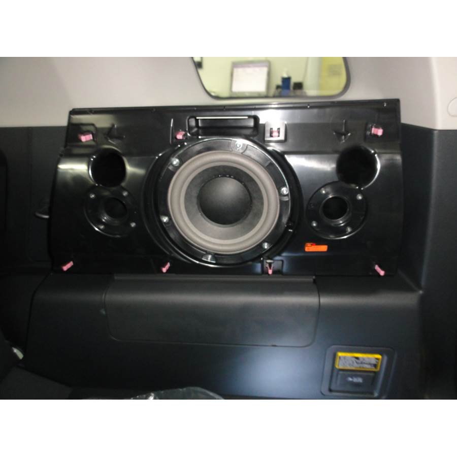 2011 Toyota FJ Cruiser Far-rear side speaker