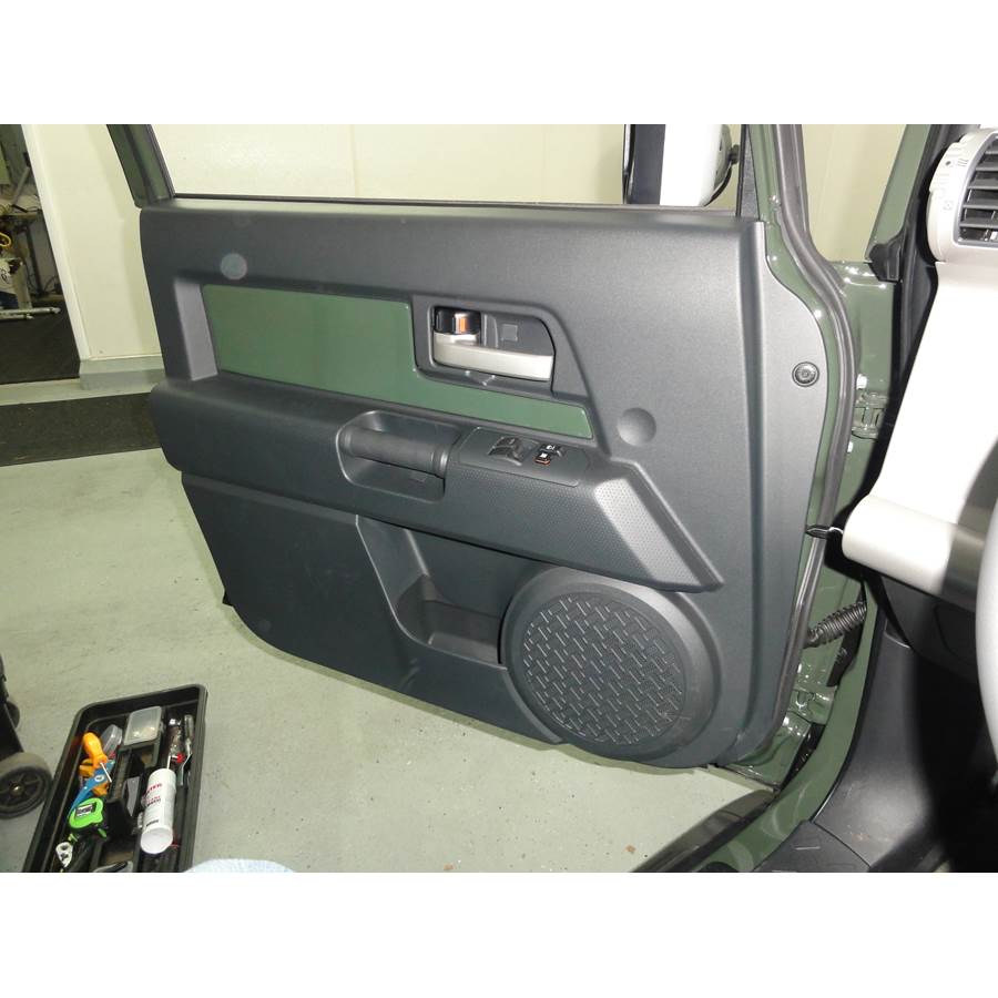 2012 Toyota FJ Cruiser Front door speaker location