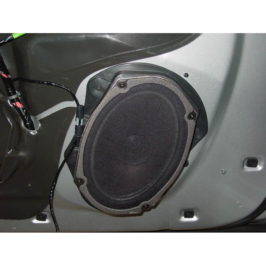 2005 Chrysler 300 Front door speaker