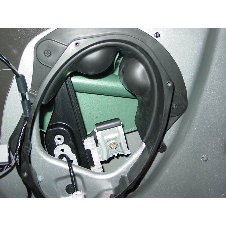 2006 Chrysler 300 Front speaker removed