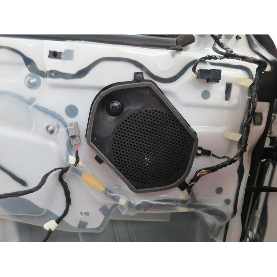 2013 Ford Mustang Front door midrange