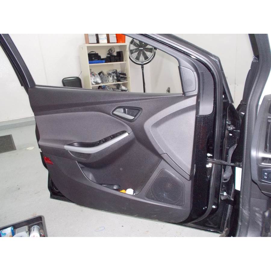 2018 Ford Focus Front door speaker location