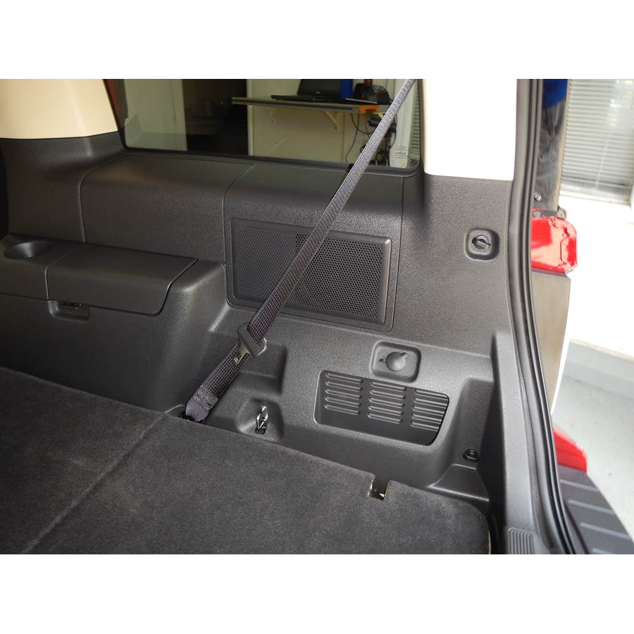 2013 Ford Flex Far-rear side speaker location