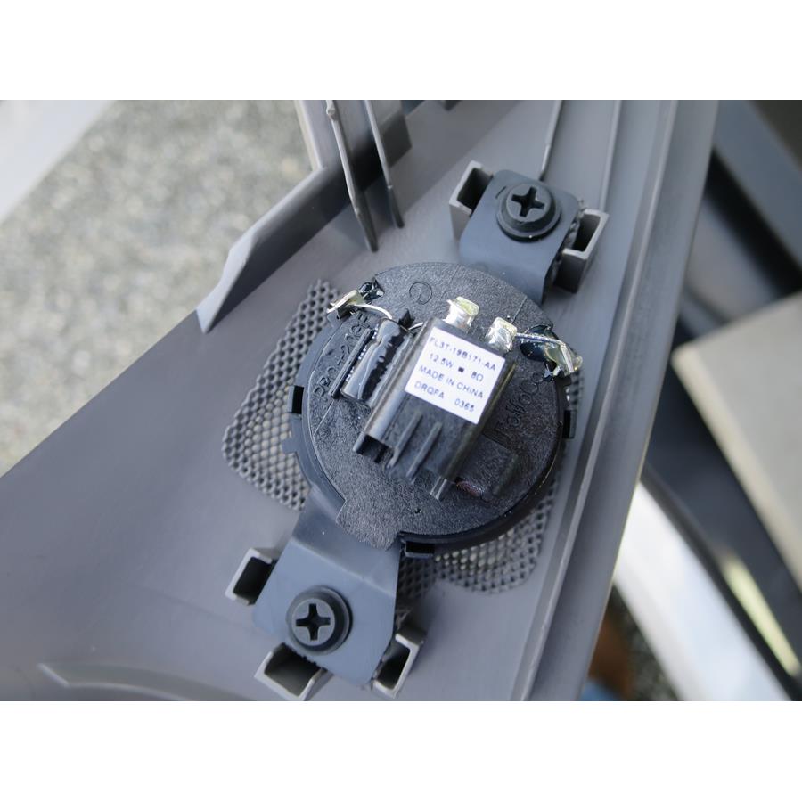 2016 Ford F-150 XL Front pillar speaker
