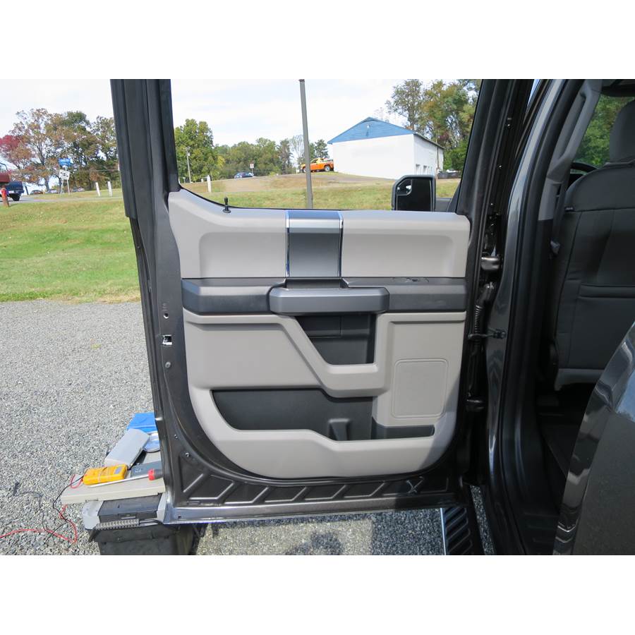 2015 Ford F-150 Lariat Rear door speaker location