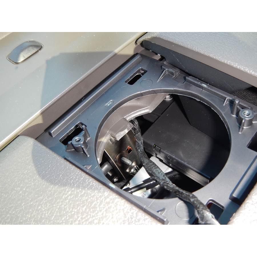 2015 Ford F-250 Super Duty Center dash speaker removed