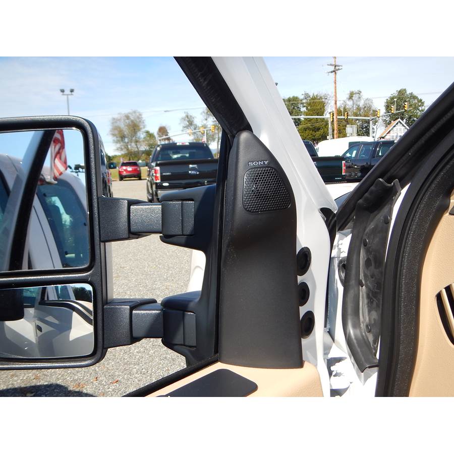 2015 Ford F-250 Super Duty Front door tweeter location