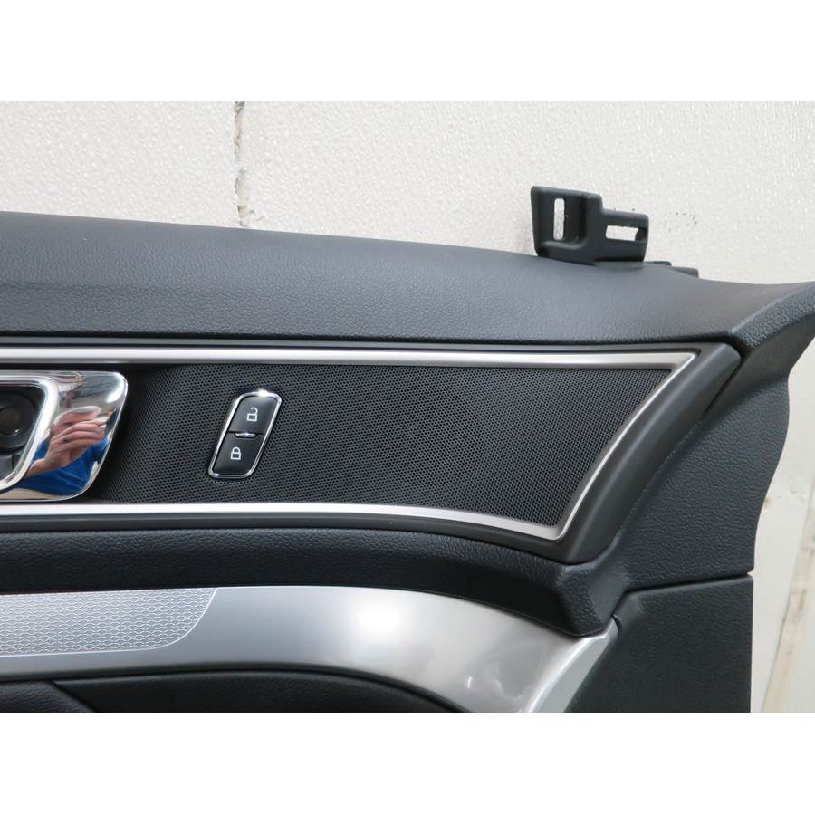 2017 Ford Explorer Front door tweeter location