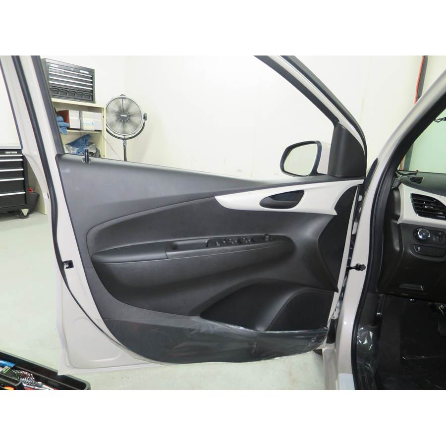 2018 Chevrolet Spark Front door speaker location