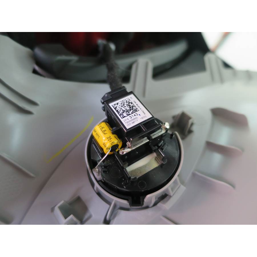 2019 Chevrolet Malibu Front pillar speaker