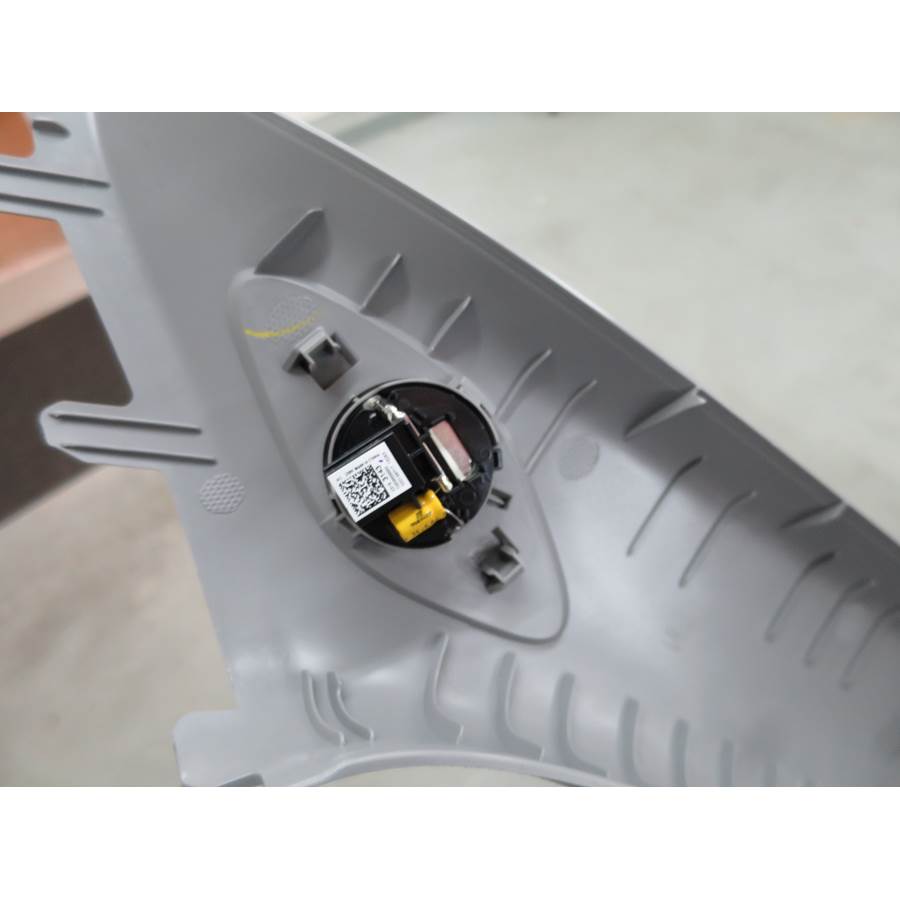 2020 Chevrolet Malibu Front pillar speaker