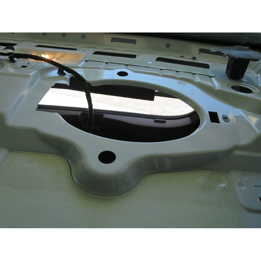 2017 Chevrolet Cruze Rear deck speaker removed