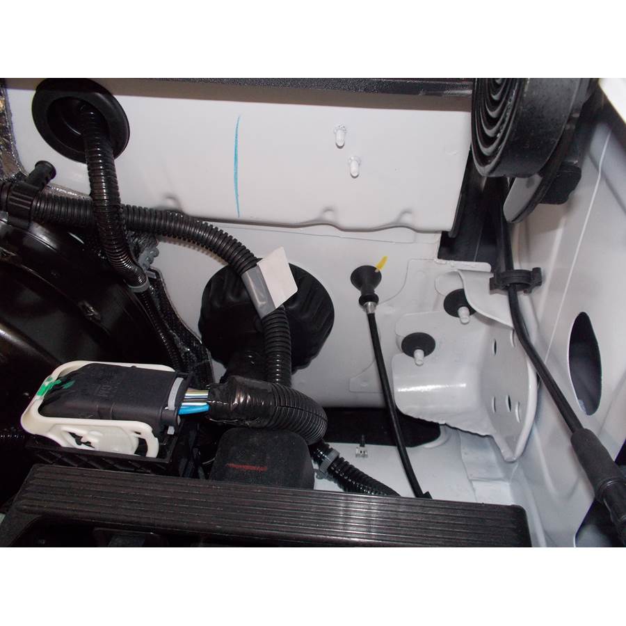 2016 Chevrolet Silverado 2500/3500 Firewall access