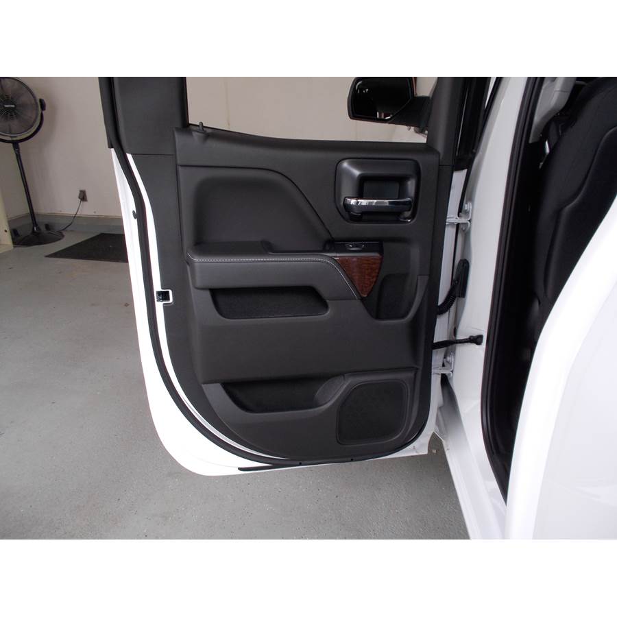 2015 GMC Sierra 2500/3500 Rear door speaker location