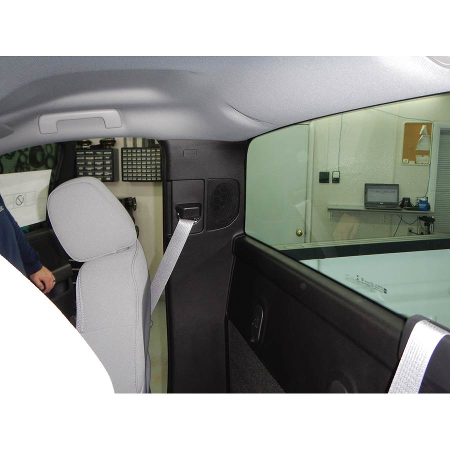 2015 Chevrolet Silverado 2500/3500 Rear cab speaker location