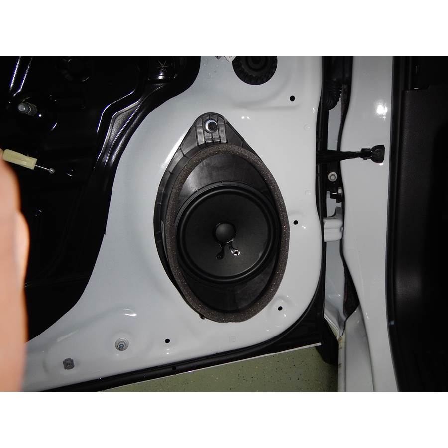 2016 Chevrolet Silverado 1500 Front door speaker