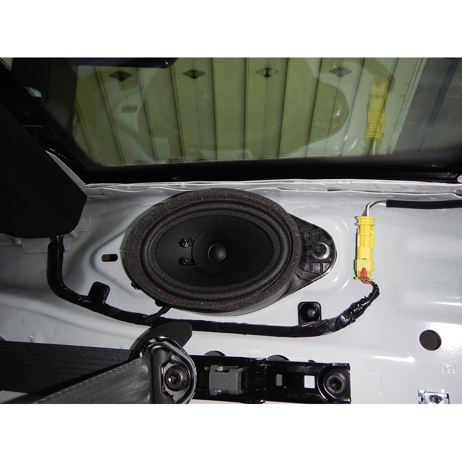 2016 Chevrolet Silverado 2500/3500 Rear cab speaker