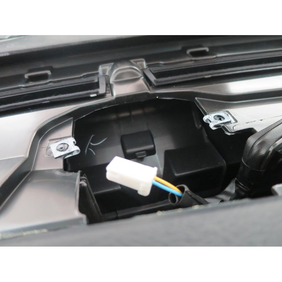 2013 Toyota Avalon Center dash speaker removed