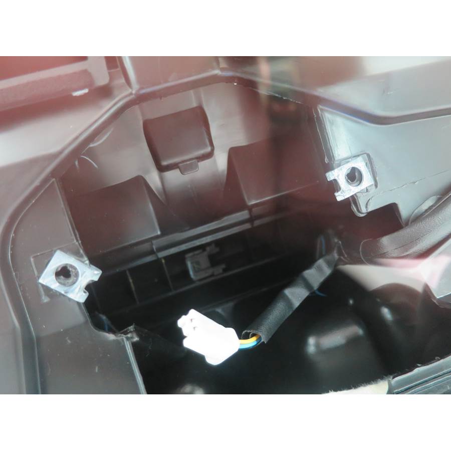 2018 Toyota Avalon Dash speaker removed