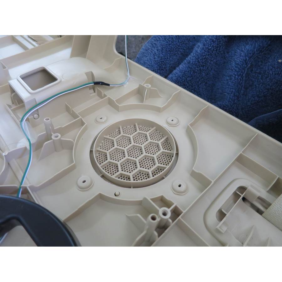 2014 Toyota Avalon Rear tweeter removed