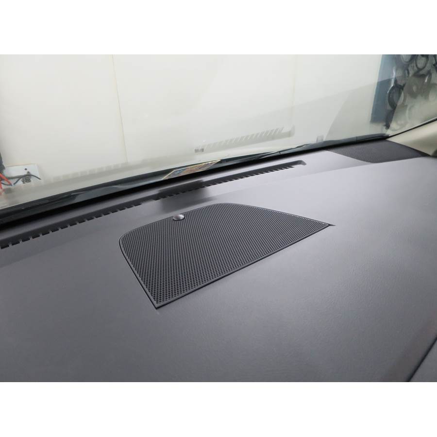 2015 Toyota Sienna Center dash speaker location