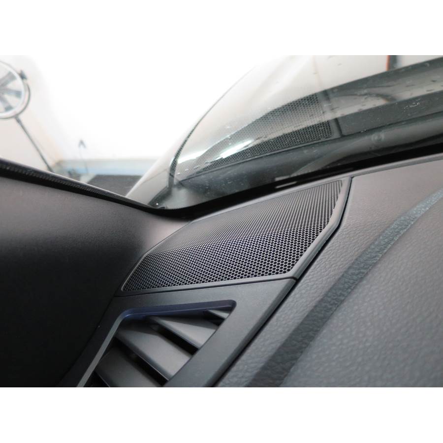 2018 Toyota Tacoma Dash speaker location