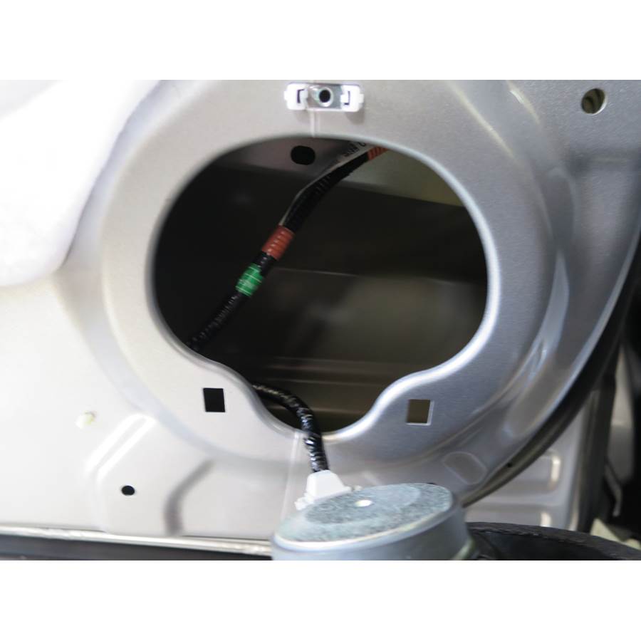 2016 Honda Pilot Rear door speaker removed