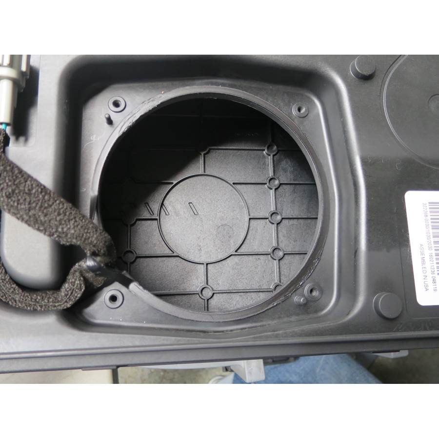 2017 Nissan Leaf Rear hatch speaker removed